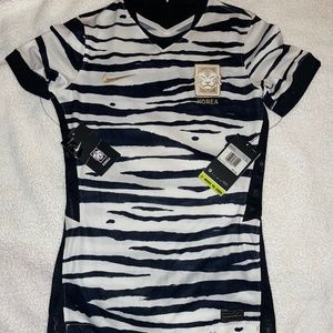 NIKE South Korea Wmns Jersey (New w/ Tags)